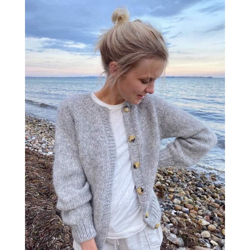 Novice cardigan - Chunky Edition - PetiteKnit strikkeopskrift