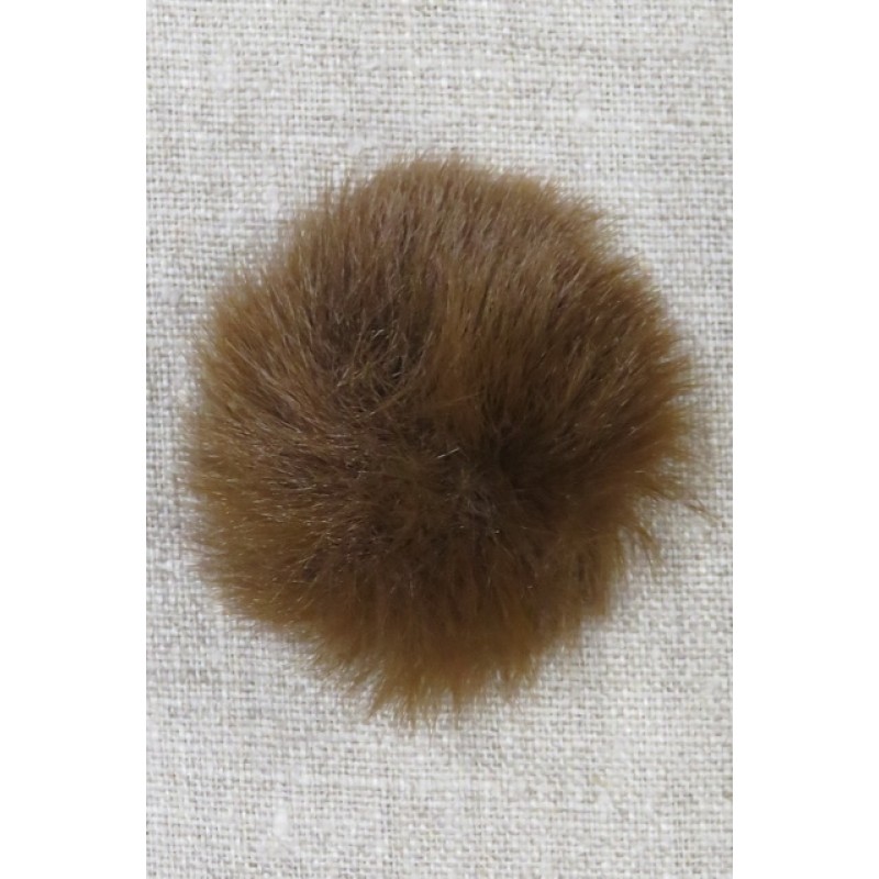 Pels-pompon i akryl i brun, 5 cm.