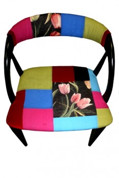 Stol sort-malet m/patchwork-betræk